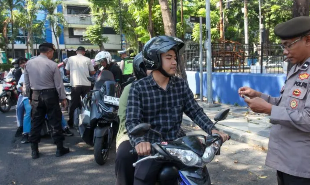 Korlantas Tegaskan Narasi Denda Ban Gundul Rp250 Ribu Merupakan Hoaks
