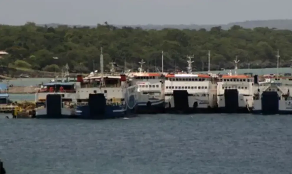 ASDP Batalkan Seluruh Pelayaran dari Kupang Akibat Cuaca Buruk di Perairan NTT