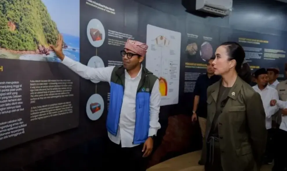 Menpar Targetkan Geopark Ijen Raih Kartu Hijau dalam Revalidasi UNESCO Global Geopark