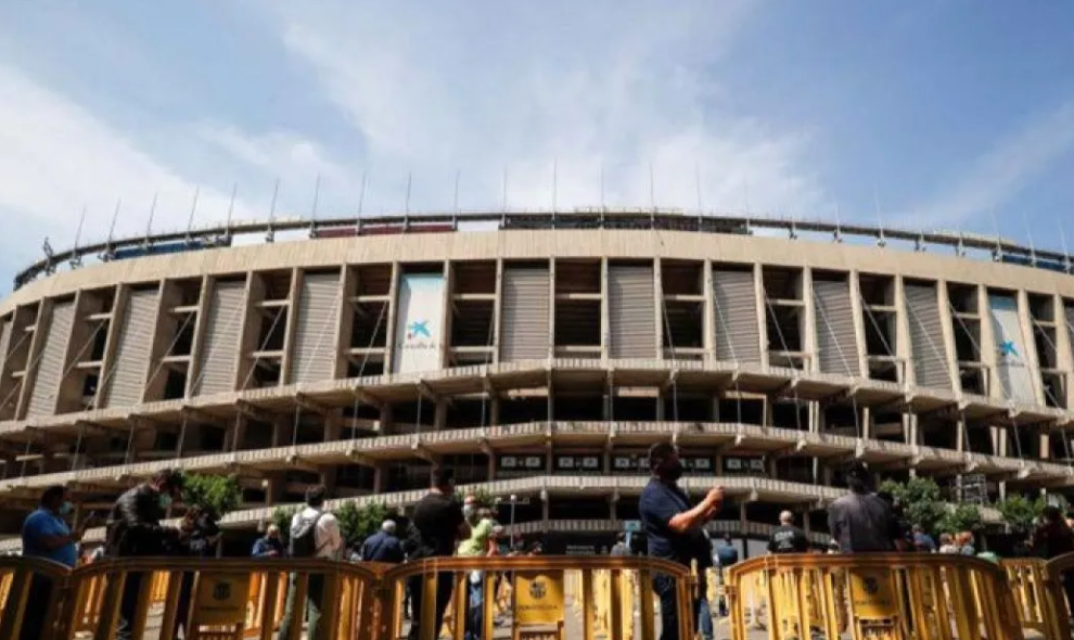 Barcelona Berduka Setelah Pekerja Renovasi Stadion Spotify Camp Nou Meninggal Dunia