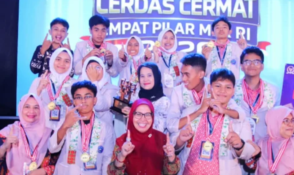 SMAN 8 Kota Ternate Juara LCC Empat Pilar MPR RI dan Siap Wakili Maluku Utara ke Final Nasional