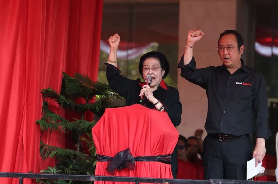 Megawati Resmikan Monumen Peristiwa Kudatuli di Kantor DPP PDIP pada Peringatan 30 Tahun Tragedi 27 Juli