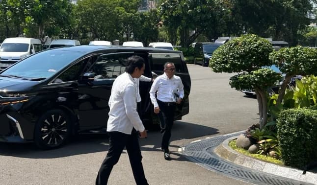 Presiden Prabowo Gelar Rapat Terbatas Bahas Program Strategis Perguruan Tinggi