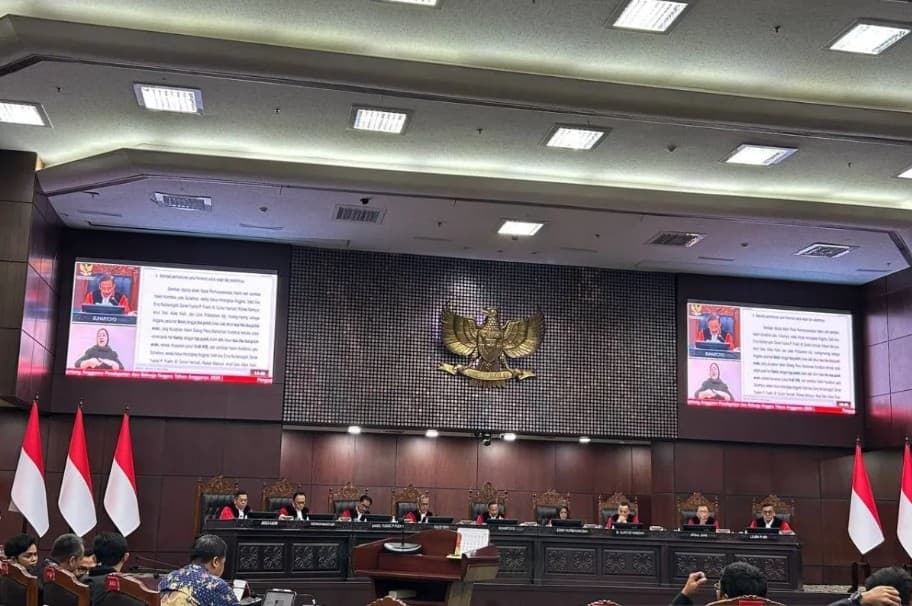 MK Perintahkan Anggaran Makan Bergizi Gratis Dipisahkan dari Anggaran Pendidikan Mulai APBN 2028