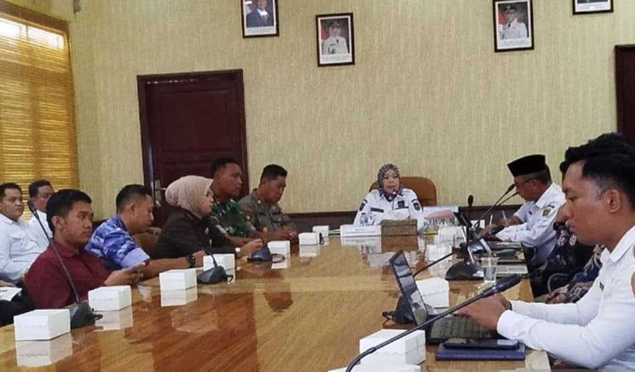 Pemkab Kotawaringin Barat dan Pertamina Perkuat Distribusi BBM untuk Atasi Antrean Panjang di SPBU