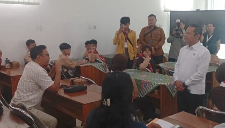 Wamendikdasmen Targetkan Pembangunan Sekolah Nasional Terintegrasi Banyumas Dimulai Oktober 2026