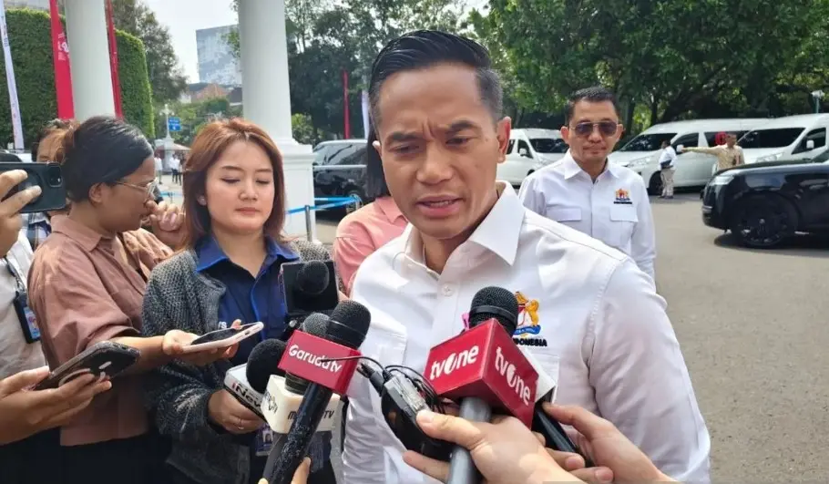 Presiden Prabowo Mengumpulkan KADIN Seluruh Indonesia untuk Bahas Penguatan Ekonomi Daerah di Istana Negara