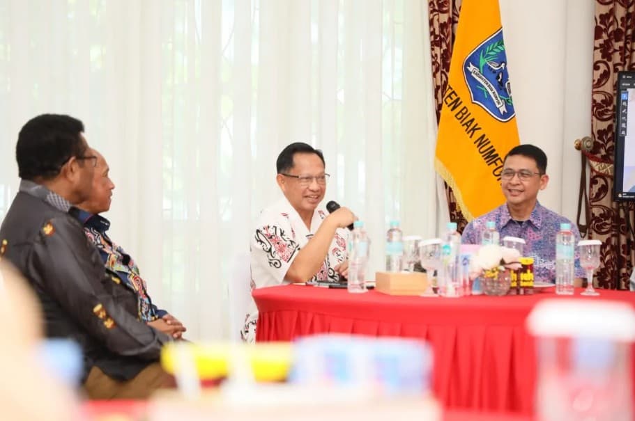 Tito Karnavian Dorong Integrasi SPBE Berbasis Biometrik agar Penyaluran Bansos Lebih Akurat