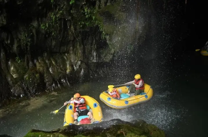 Wisata Arung Jeram di Huangping Dongkrak Pariwisata dan Pendapatan Masyarakat Perdesaan