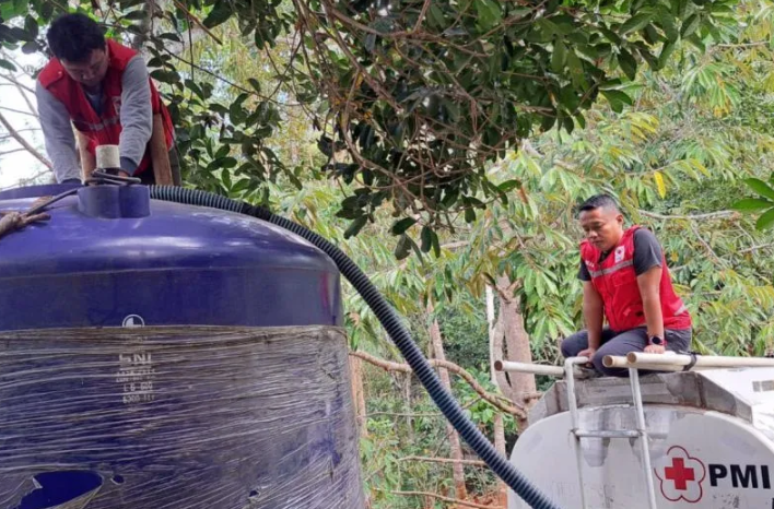 PMI DIY Salurkan 149.000 Liter Air Bersih untuk Warga Terdampak Kekeringan Musim Kemarau