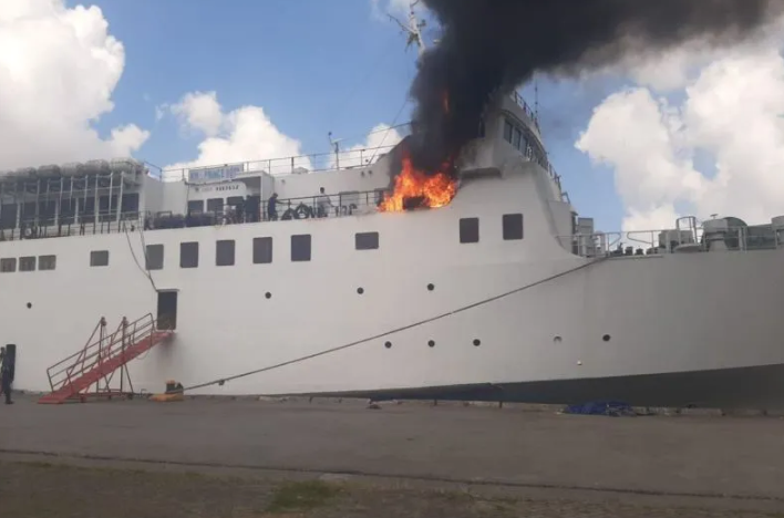 Kebakaran KM Prince Soya di Samarinda Tidak Ganggu Layanan Transportasi Laut Penumpang