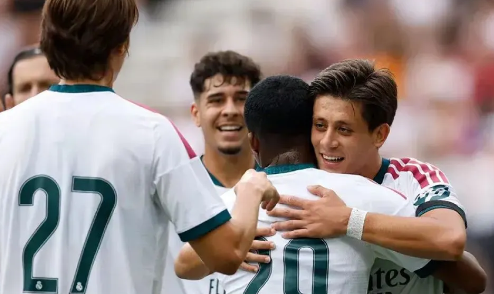 Real Madrid Gagal Pertahankan Keunggulan dan Ditahan Imbang Fiorentina 2-2 pada Laga Pramusim