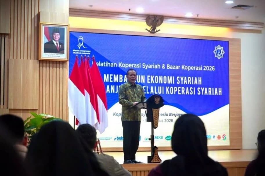 Menkop Ferry Juliantono Mendorong Pembentukan Koperasi Syariah WPMI untuk Perluas Akses Permodalan UMKM Perempuan