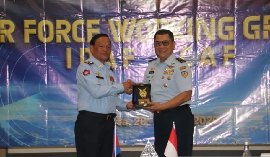 TNI AU dan Angkatan Udara Kamboja Sepakati Kerja Sama Pendidikan Militer untuk Perwira pada 2028