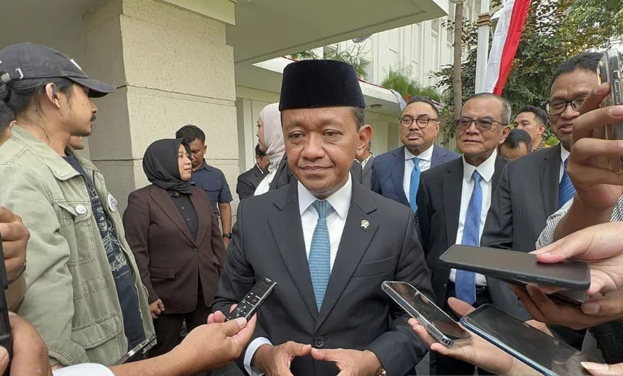 Bahlil Lahadalia Melantik Empat Pejabat Strategis Kementerian ESDM untuk Perkuat Sektor Geologi dan Migas