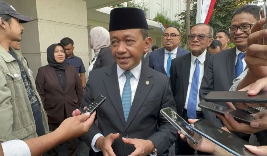 Bahlil Menegaskan Pemerintah Siapkan Kontrak Jangka Panjang Impor Minyak Mentah dari Rusia