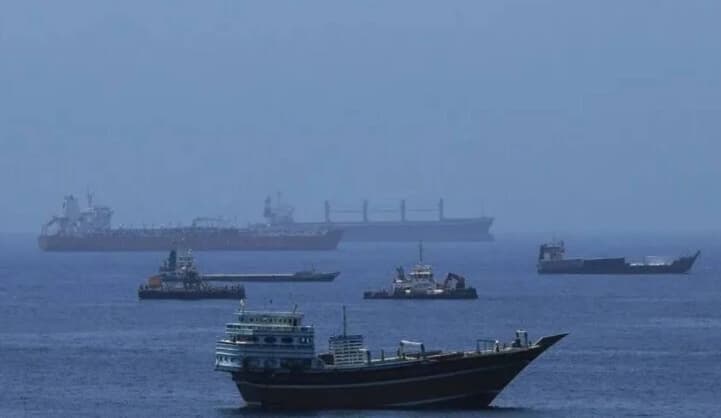 CENTCOM Klaim Telah Kawal Lebih dari 1.000 Kapal Komersial Melintasi Selat Hormuz