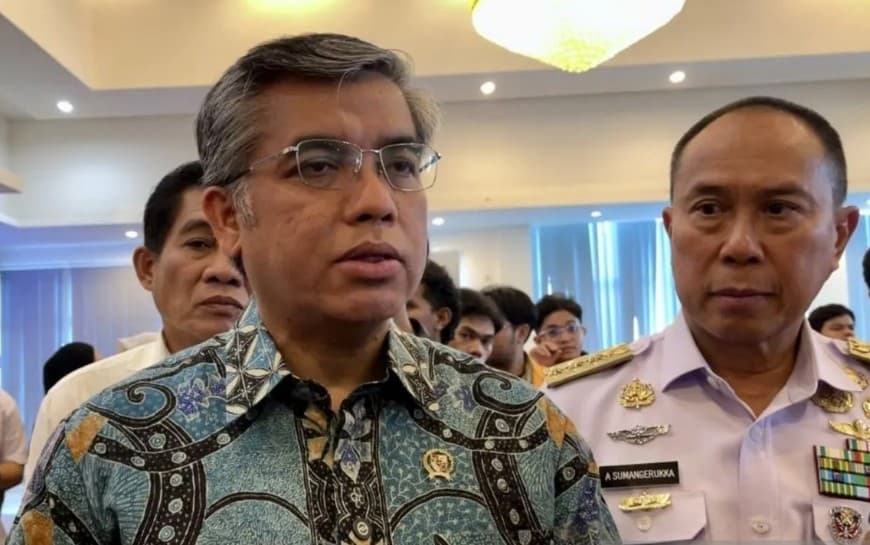 Menaker Yassierli Minta Lulusan Perguruan Tinggi di Sultra Tingkatkan Kompetensi untuk Sambut Program Magang Nasional 2026