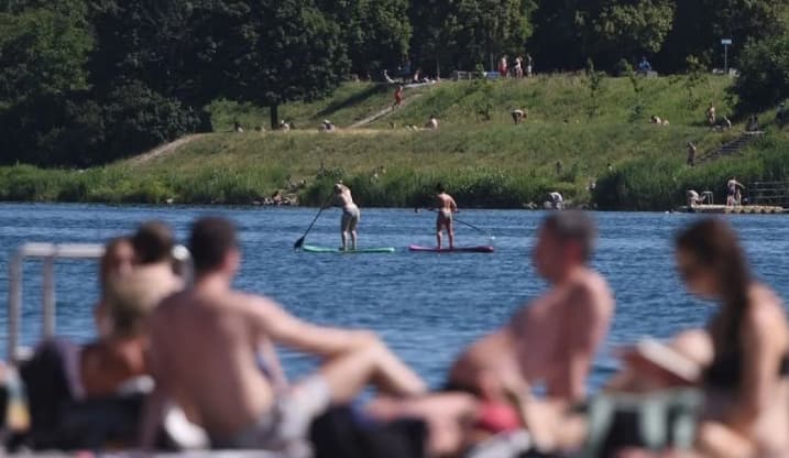 Panas Ekstrem Surutkan Sungai Danube hingga Ganggu Pengiriman Kargo di Austria