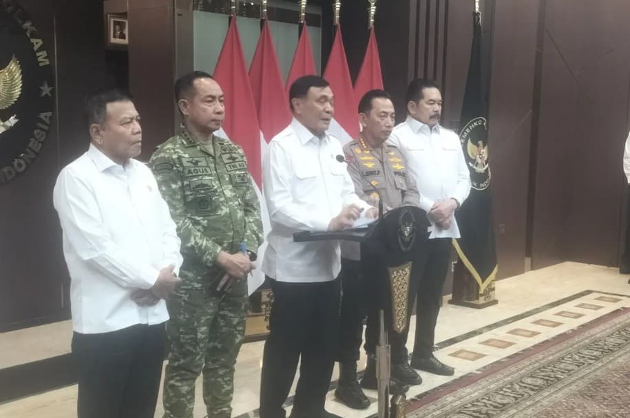 Djamari Chaniago Tegaskan Video Demonstrasi yang Beredar di Media Sosial Merupakan Hoaks dan Bukan Kejadian Terkini