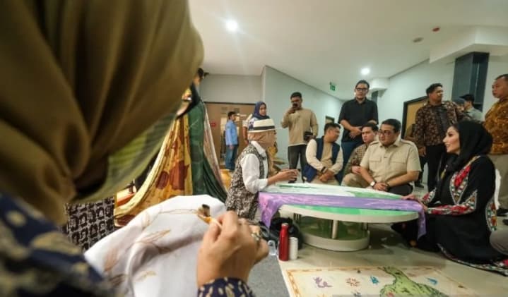 Kemenekraf Perkuat SDM Pelaku Ekraf Sumedang melalui Digitalisasi untuk Perluas Akses Pasar