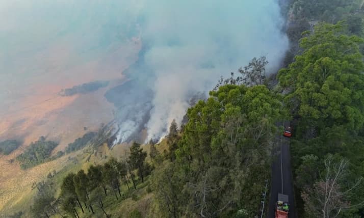 Pemerintah Siapkan Operasi Modifikasi Cuaca untuk Percepat Pemadaman Karhutla di Gunung Bromo