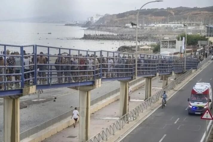 Komisioner Uni Eropa Sebut Penyelundup Manusia Bertanggung Jawab atas Tragedi Migran di Ceuta