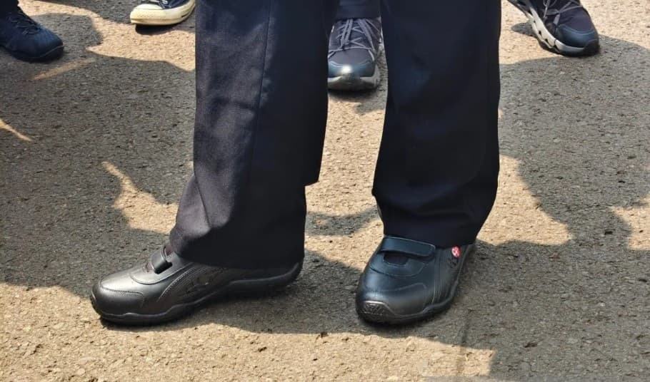 BRIN Mengembangkan Sepatu Karet Produk Lokal Mulai Rp75 Ribu untuk Mendukung Program Sekolah Rakyat