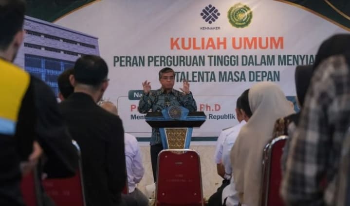 Menaker Tegaskan Penguatan Kompetensi Lulusan Penting untuk Menjawab Kebutuhan Dunia Kerja