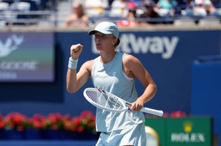 Swiatek dan Sabalenka Menang Dua Set Langsung, Keduanya Melaju ke 16 Besar WTA 1000 Toronto