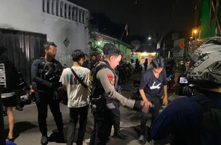 Brimob Polda Metro Jaya Sita Sembilan Motor Saat Bubarkan Balap Liar di Jakarta Timur