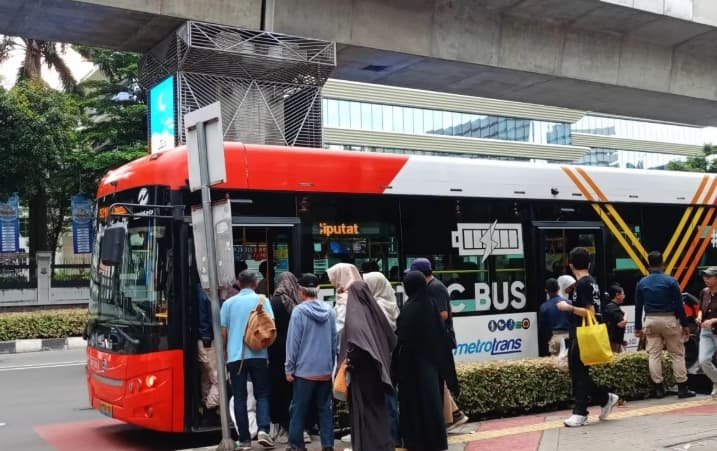 Transjakarta Memperpanjang Operasional Rute Blok M–Ancol hingga Pukul 02.00 WIB