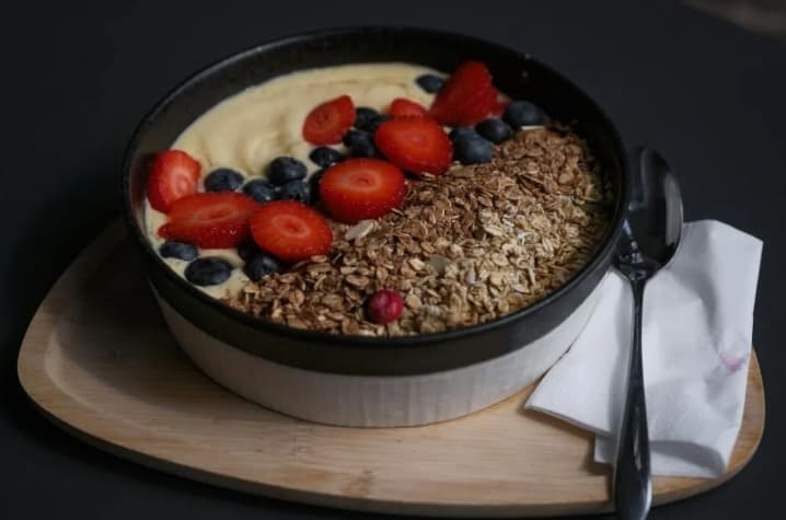 Ahli Gizi Mengingatkan Pilihan Pugasan Bisa Mengubah Kandungan Nutrisi Yoghurt
