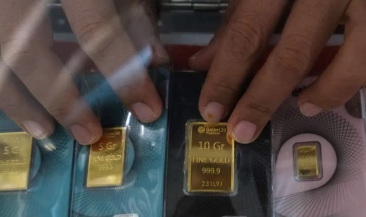 Harga Emas Pegadaian Senin Tembus Rp2,7 Juta, Antam Jadi yang Tertinggi