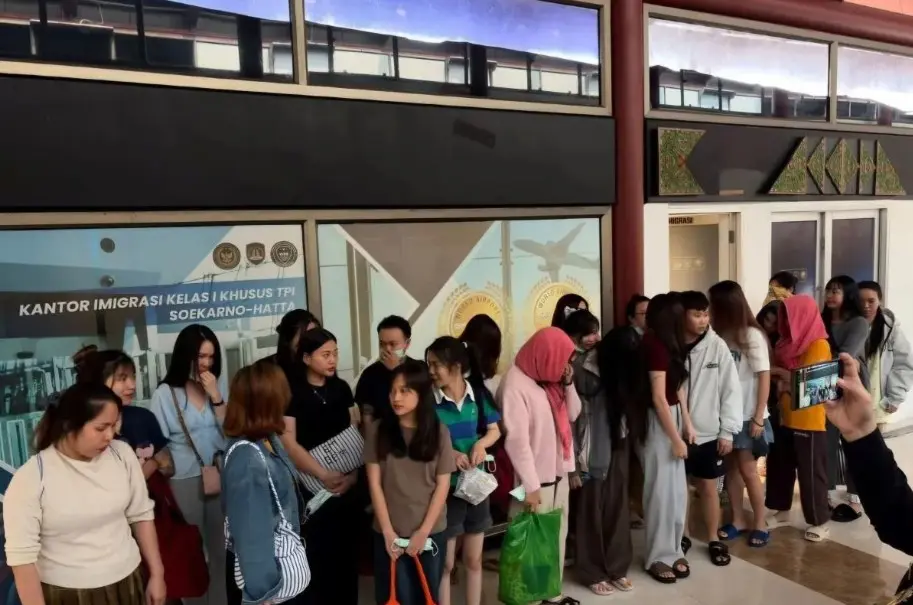 Rudenim Tanjungpinang Mendeportasi 25 Warga Vietnam yang Melanggar Aturan Keimigrasian