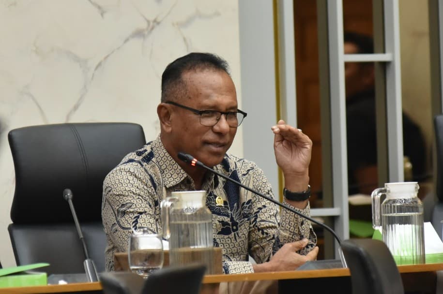 Kawasan Bromo Terbakar, Legislator Komisi IV Desak Kemenhut Perkuat Pemadaman