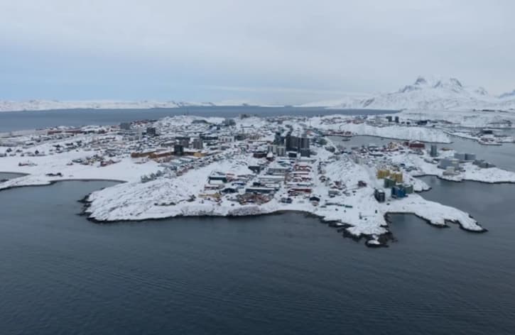 Greenland Peringatkan Perusahaan Minyak AS yang Bawa Peralatan Pengeboran Tanpa Izin