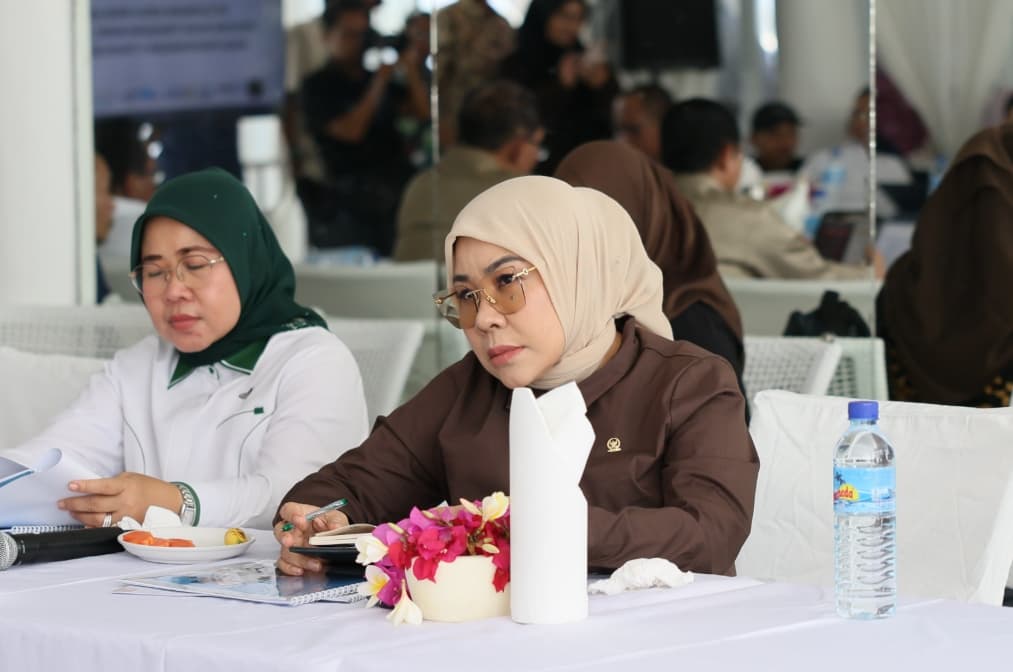 Rahmawati Mendorong Pengelolaan Sampah Gili Meno Dibenahi agar Pariwisata Tak Membebani Lingkungan