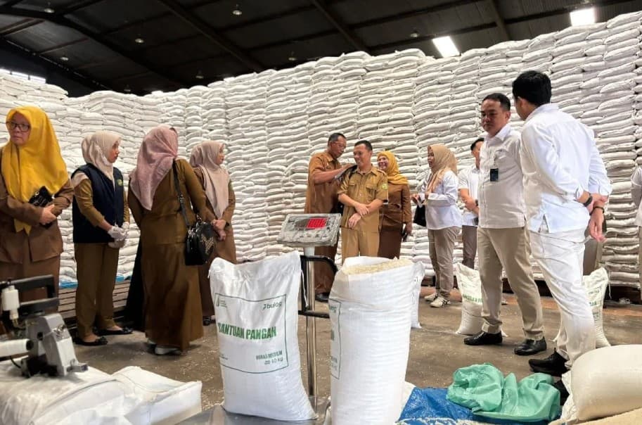 Bulog Sumut Mulai Salurkan 30 Kilogram Beras kepada 1,73 Juta KPM Pekan Ini