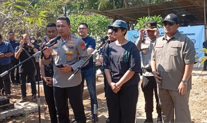Polda Metro Jaya Bongkar Makam Sutrimo di Banyumas untuk Ungkap Penyebab Kematiannya