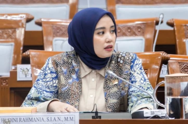 Anggota DPR Mengecam Promosi Minuman Beralkohol dengan Hafalan Al-Quran di Festival Musik