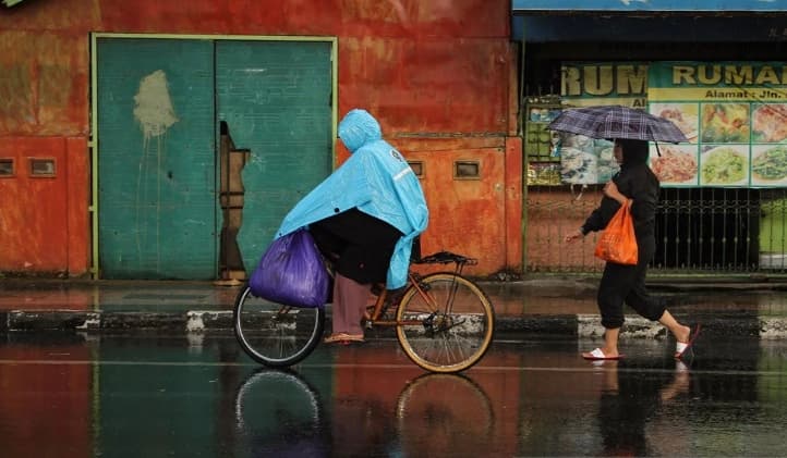 BMKG Memprakirakan Mayoritas Wilayah Indonesia Berawan hingga Diguyur Hujan Ringan Hari Ini