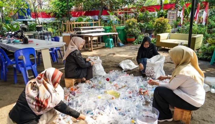 Bank Sampah Cempaka Baru Himpun hingga Dua Ton Sampah Anorganik per Bulan dari 140 Nasabah
