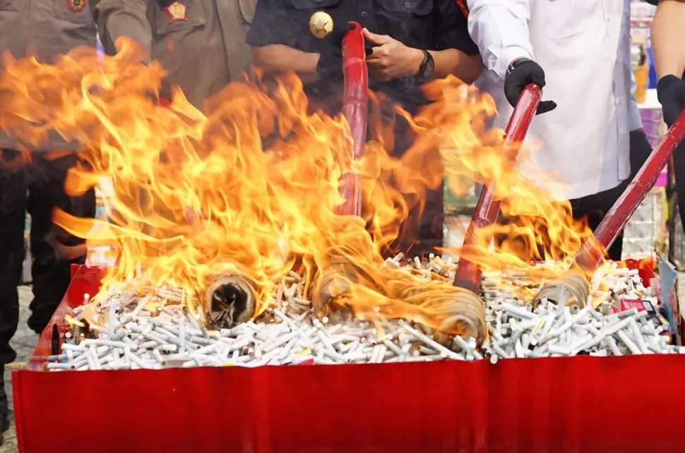 Bea Cukai Bogor Musnahkan 10,2 Juta Rokok Ilegal dan Selamatkan Potensi Penerimaan Negara Rp7,6 Miliar