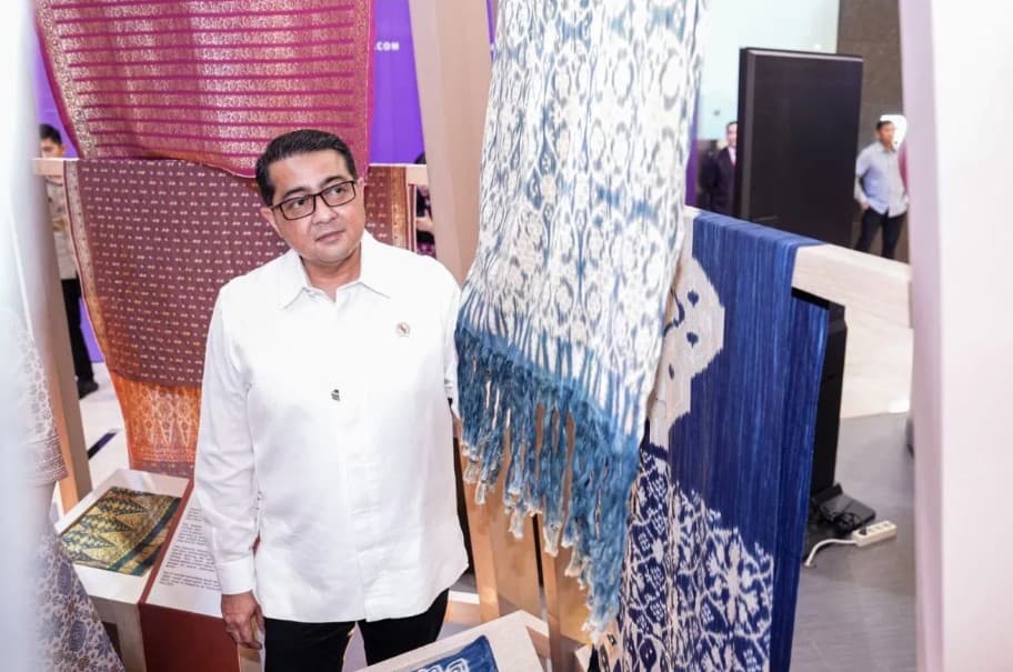 Menekraf Dorong Tenun Indonesia Naik Kelas lewat Perlindungan Kekayaan Intelektual dan Perluasan Pasar