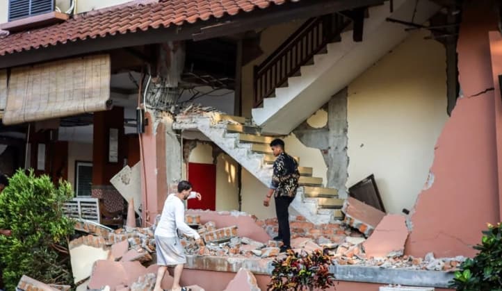 PLN Bergerak Pulihkan Kelistrikan NTT Pascagempa Magnitudo 7,7 di Nagekeo