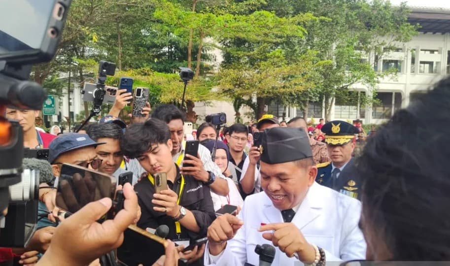 Dedi Mulyadi Targetkan 80 Ribu Warga Jawa Barat Mendapat Akses Listrik pada 2027