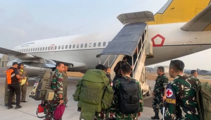 TNI AU Mengirim Tenaga Kesehatan untuk Tangani Korban Gempa di NTT