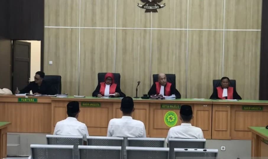 Tiga Kontraktor Divonis Dua Tahun Penjara dalam Kasus Suap Fee Proyek Rejang Lebong