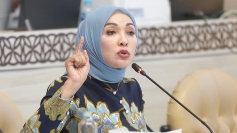 Komisi V DPR Desak Evaluasi Total Pengawasan Pelabuhan